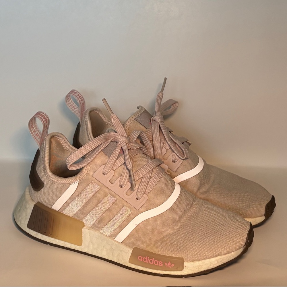 Adidas‎ Sneakers Womens 7 Pink NMD_R1 Wonder Quartz Sand Strata HQ4279 Running